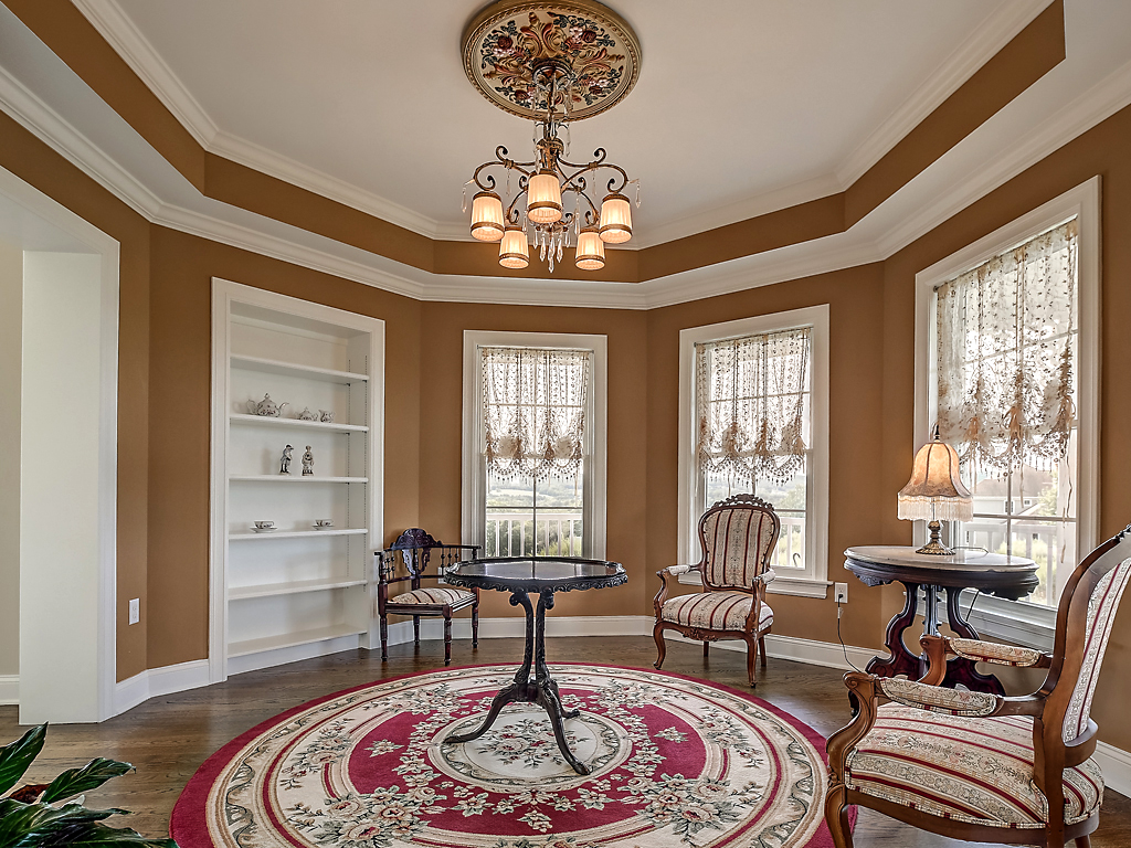 Eagles Watch Sterling Ridge Contracting