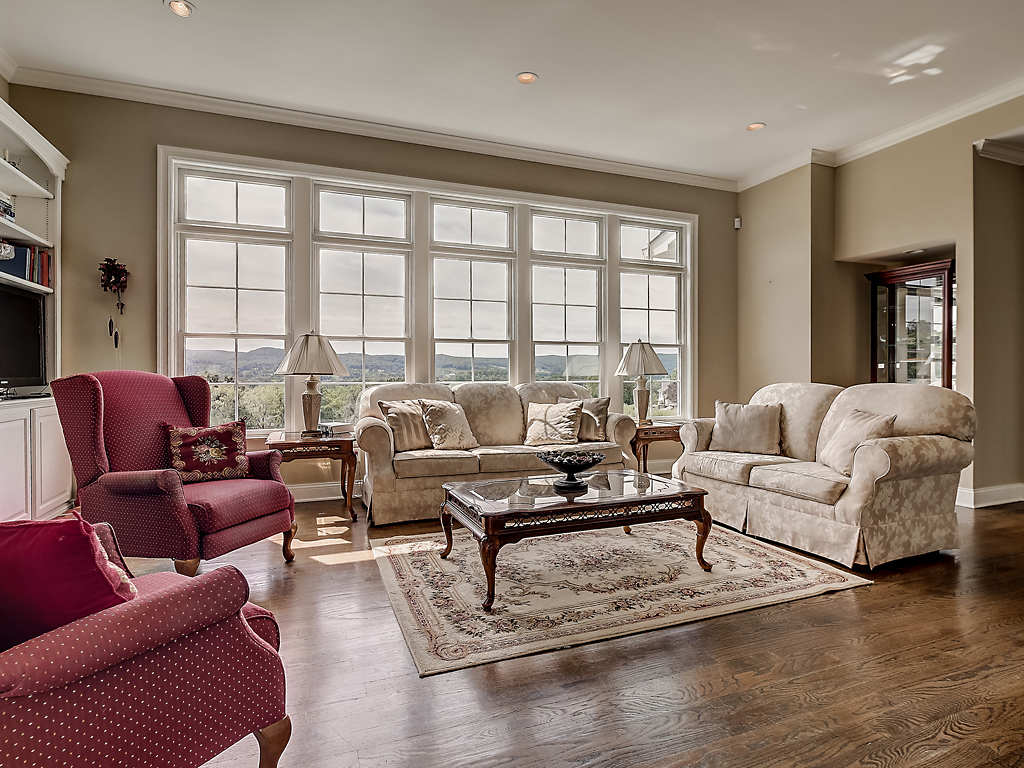 Eagles Watch Sterling Ridge Contracting